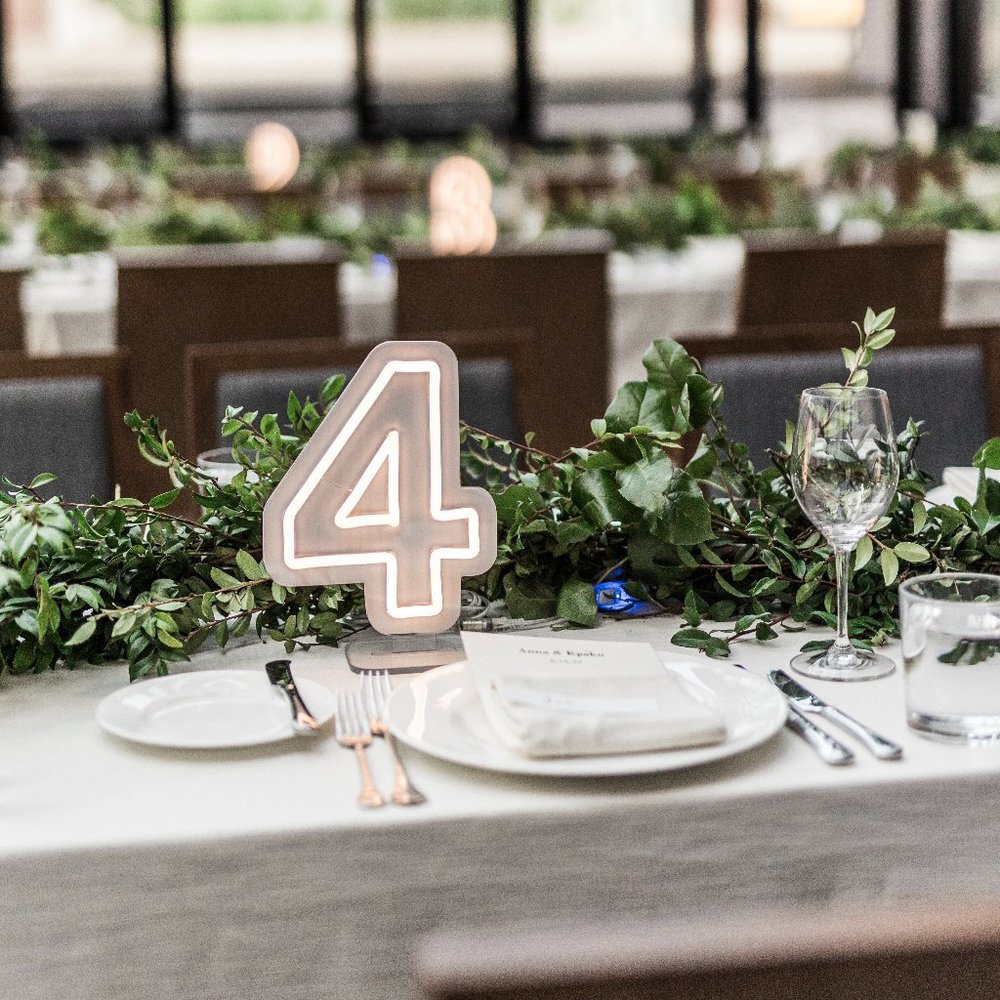 Tabletop neon number sign: 4